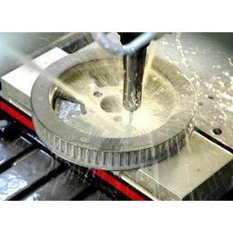 金屬切削加工服務(wù)中的關(guān)鍵角色 切削液、機(jī)床切削液與東迪潤滑油